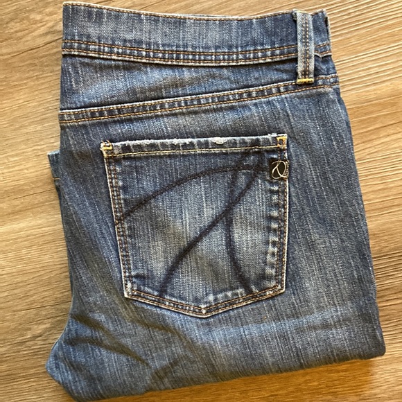 New York & Company Bootcut Jeans - Picture 6 of 6